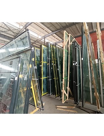 云南玻璃厂|玻璃加工定制，如何确保质量与准时交付？